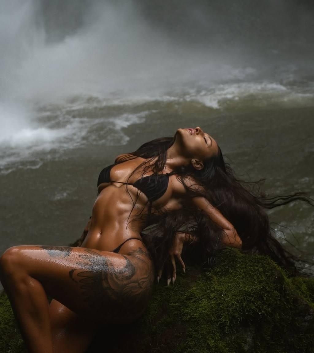 Катрин привлекальеная девушка из Кизляра цена от 8000 руб