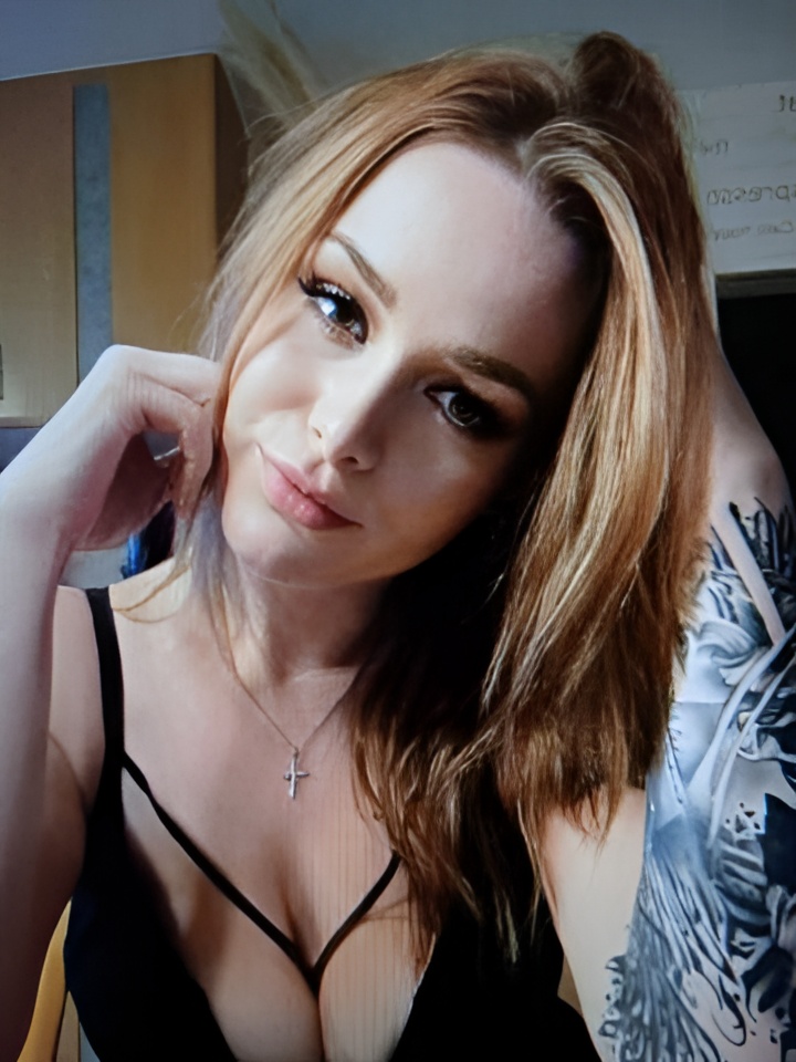 Индивидуалка Алиса, доступна для личного знакомства от 10000 руб