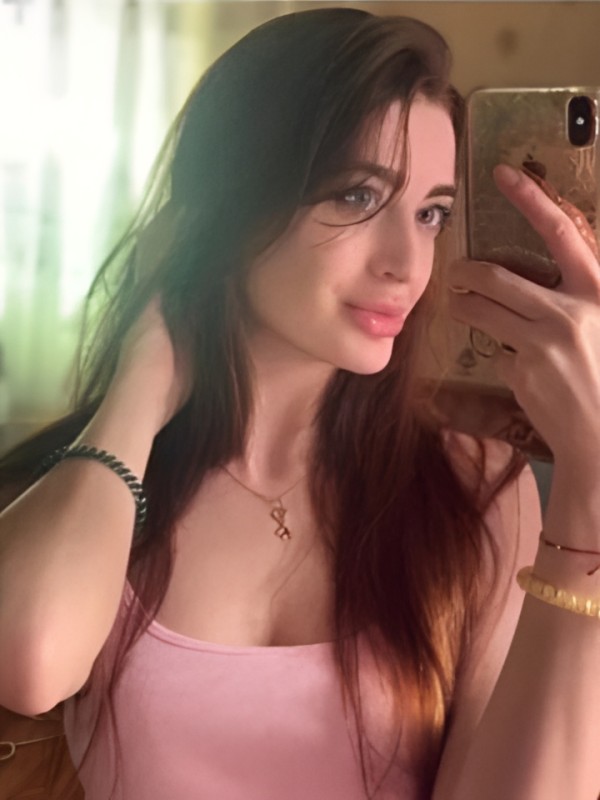 Ольга привлекательная девушка из Кизляра цена от 3000 руб